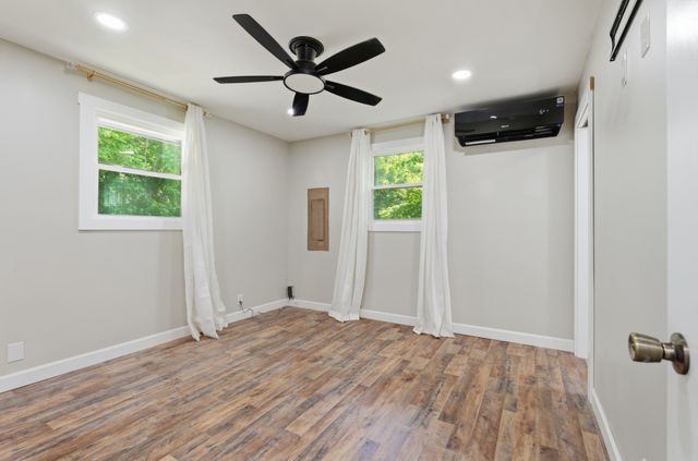 241 Nautilus Pt, Silver Point, TN 38582