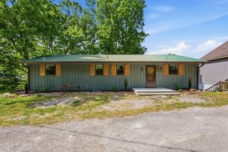 241 Nautilus Pt, Silver Point, TN 38582