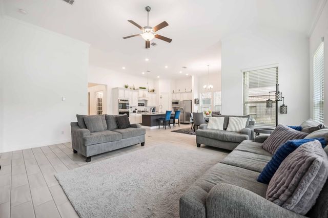 13710 Sturcombe Glen Trail, Rosharon, TX 77583