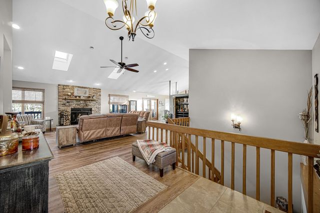 2393 Four Seasons Pkwy, Crown Point, IN 46307