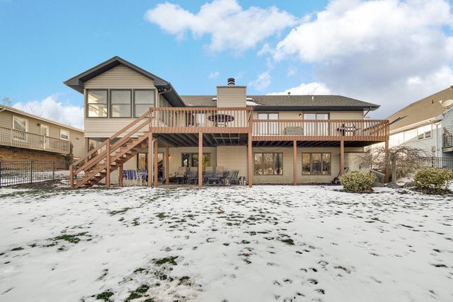 2393 Four Seasons Pkwy, Crown Point, IN 46307