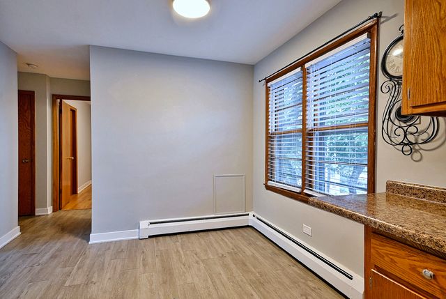7610 W Belmont Avenue 2N, Chicago, IL 60634