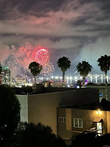 2064 2nd Avenue, San Diego, CA 92101