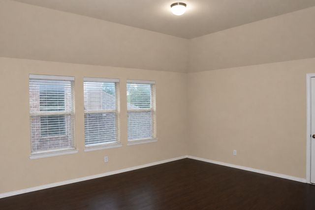 404 Hummingbird Drive, Little Elm, TX 75068