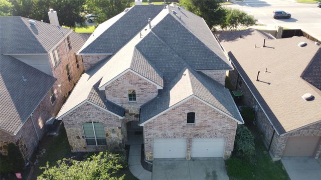 404 Hummingbird Drive, Little Elm, TX 75068