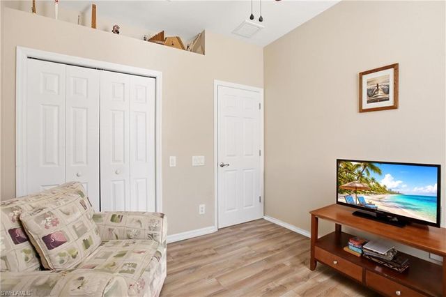 2621 Brightside CT, Cape Coral, FL 33991