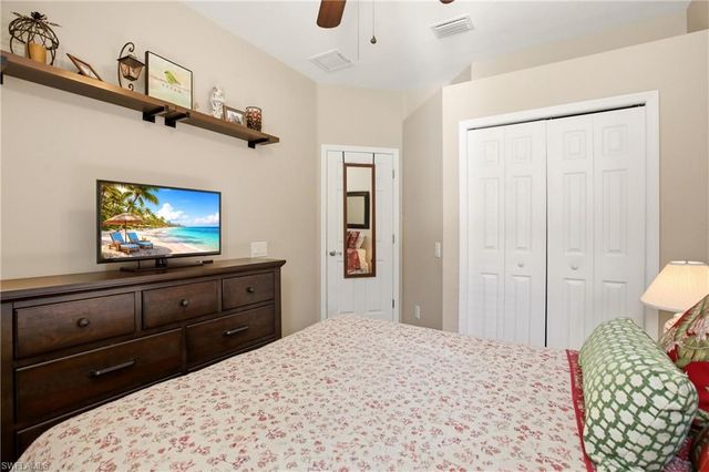 2621 Brightside CT, Cape Coral, FL 33991