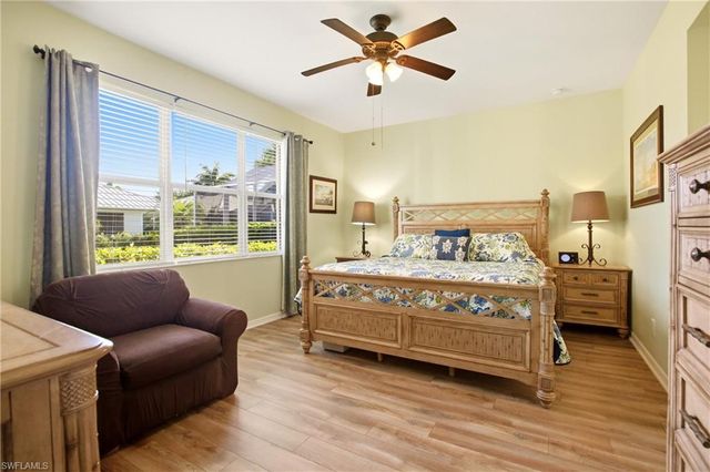 2621 Brightside CT, Cape Coral, FL 33991