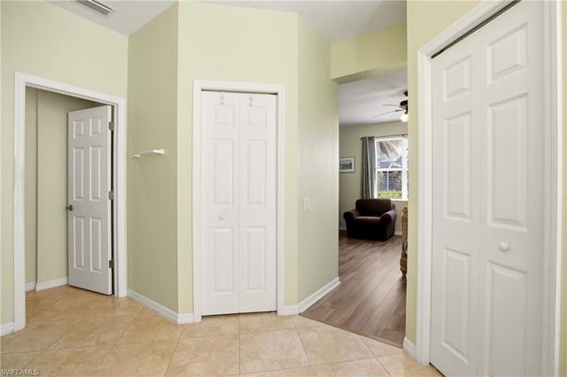 2621 Brightside CT, Cape Coral, FL 33991