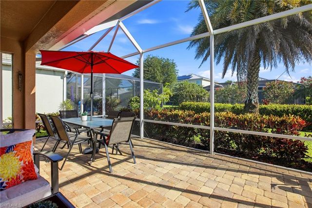 2621 Brightside CT, Cape Coral, FL 33991