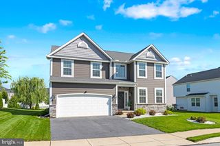 201 MASON WAY, New Holland, PA 17557