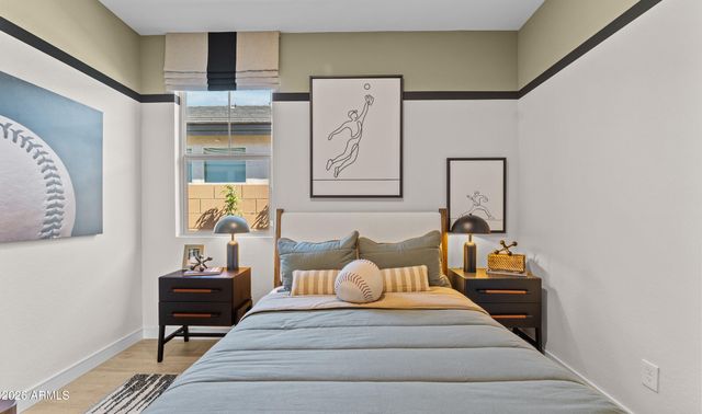 7927 N 77th Avenue, Glendale, AZ 85303