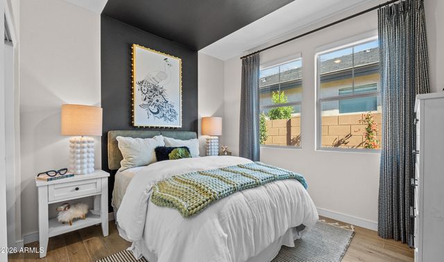 7927 N 77th Avenue, Glendale, AZ 85303