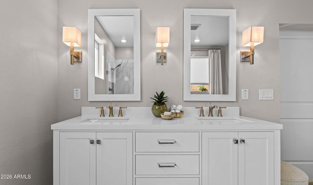 7927 N 77th Avenue, Glendale, AZ 85303