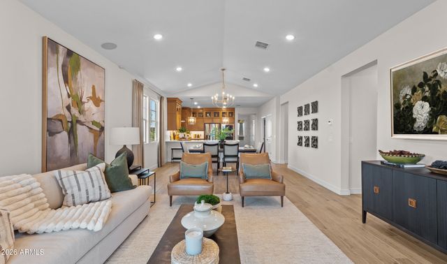 7927 N 77th Avenue, Glendale, AZ 85303