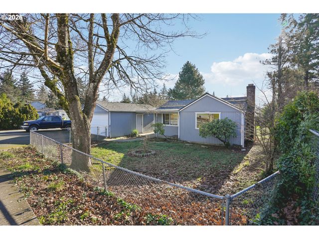 16810 E BURNSIDE St, Portland, OR 97233