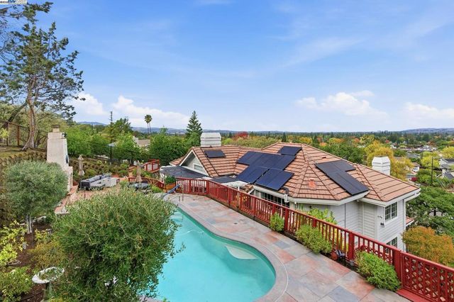 1031 Millbrook Court, Walnut Creek, CA 94598