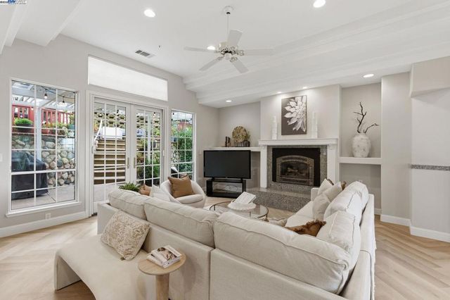 1031 Millbrook Court, Walnut Creek, CA 94598