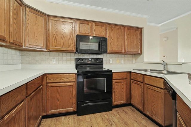 1579 Oakfield Drive, Ann Arbor, MI 48108