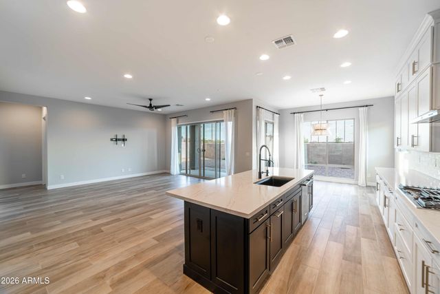 9607 E SOLINA Avenue, Mesa, AZ 85212