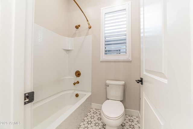 9607 E SOLINA Avenue, Mesa, AZ 85212