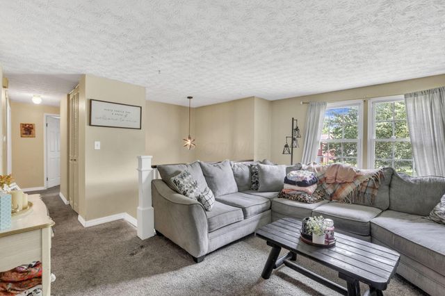 469 Skyline Lane, Pickerington, OH 43147