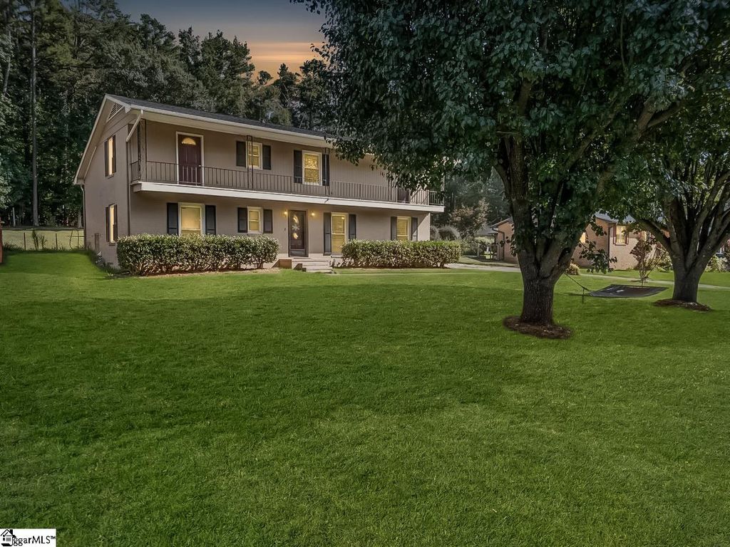 473 Royal Oak Drive, Spartanburg, SC 29302