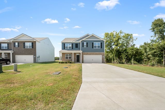 9039 Copenhagen Dr, Murfreesboro, TN 37129