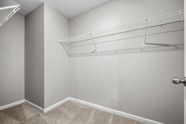9039 Copenhagen Dr, Murfreesboro, TN 37129