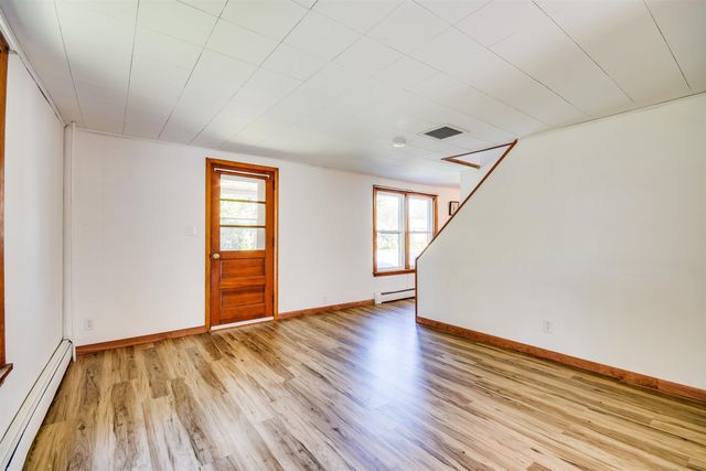 133 White Street, South Burlington, VT 05403