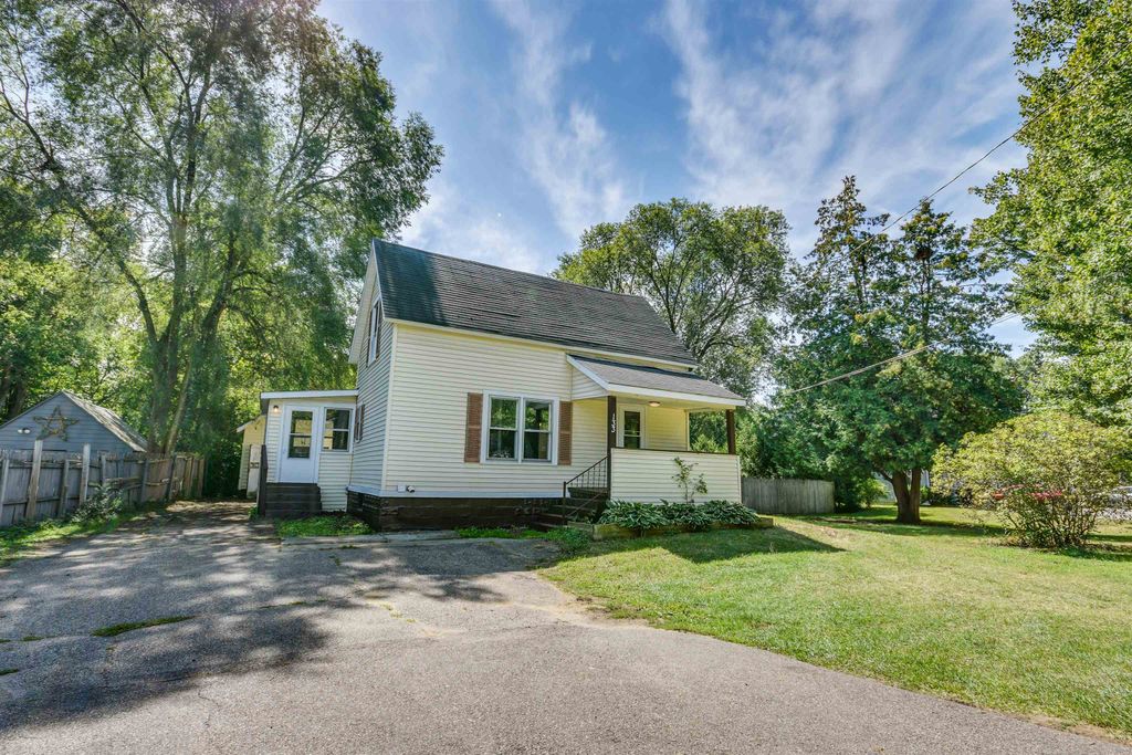 133 White Street, South Burlington, VT 05403