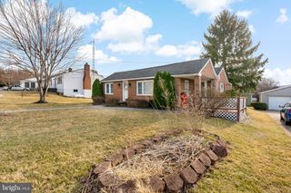 20 DOMINION ROAD, Gerrardstown, WV 25420