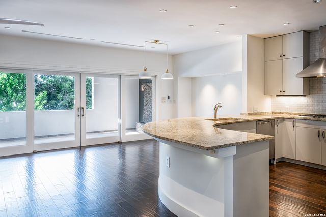 215 Annie UNIT E, San Antonio, TX 78212