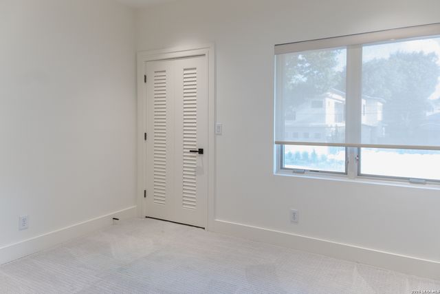 215 Annie UNIT E, San Antonio, TX 78212