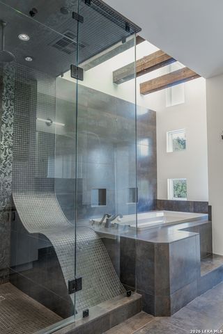 215 Annie UNIT E, San Antonio, TX 78212