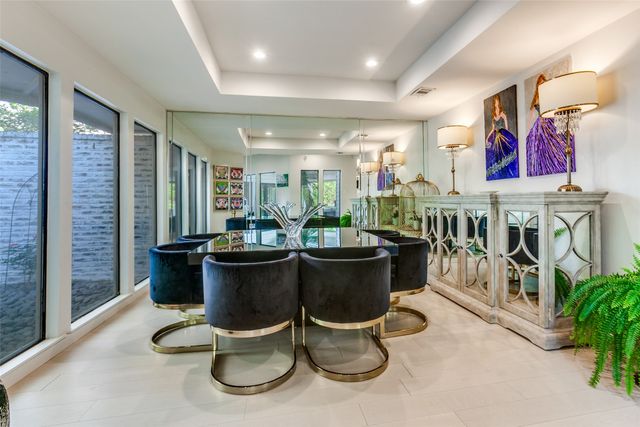 6618 Coolglen Drive, Dallas, TX 75248