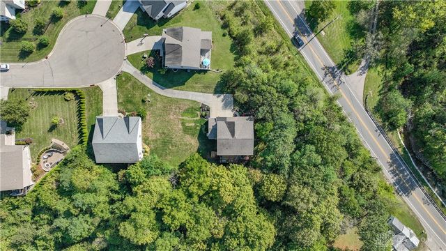 880 Sunrise Ridge Court, Maineville, OH 45039