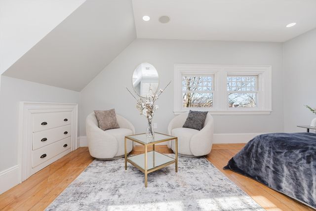 159 Washington St 4, Newton, MA 02458