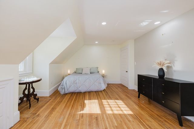 159 Washington St 4, Newton, MA 02458