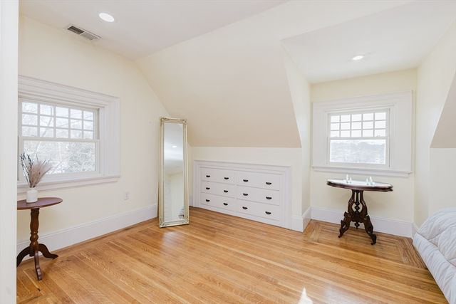 159 Washington St 4, Newton, MA 02458