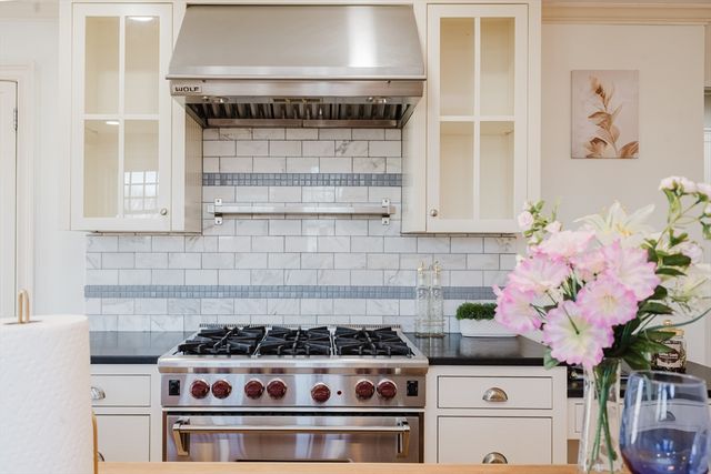 159 Washington St 4, Newton, MA 02458