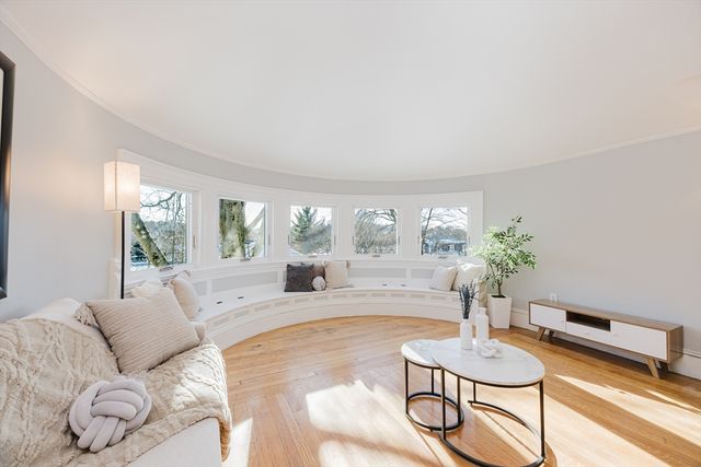 159 Washington St 4, Newton, MA 02458