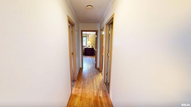 3898 COUNTRY CLUB Road, Carbondale, IL 62901