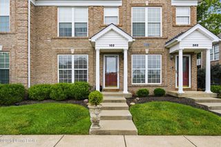 6015 Wooded Creek Dr 102, Louisville, KY 40291