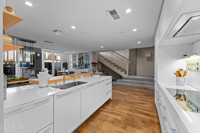 5455 E LINCOLN Drive 1014, Paradise Valley, AZ 85253