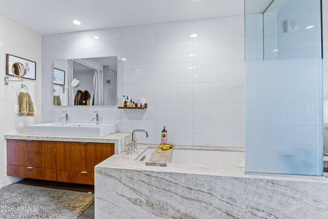 5455 E LINCOLN Drive 1014, Paradise Valley, AZ 85253