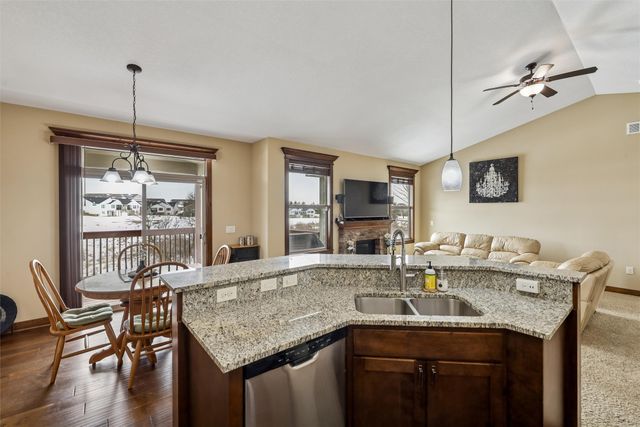 5515 NE Hillcrest Drive, Ankeny, IA 50021