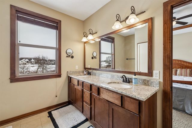 5515 NE Hillcrest Drive, Ankeny, IA 50021