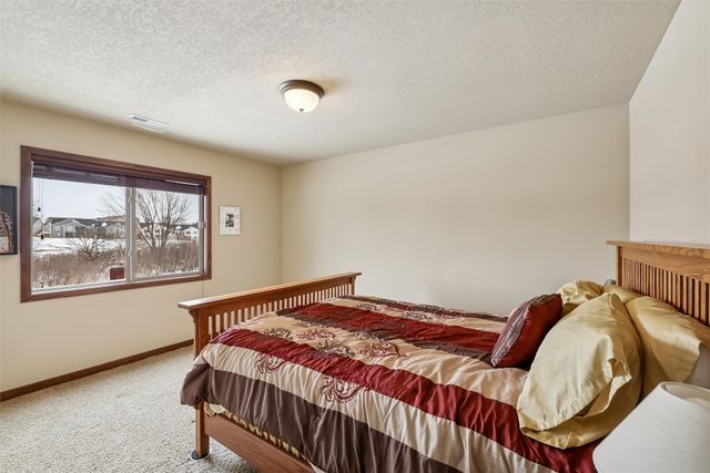 5515 NE Hillcrest Drive, Ankeny, IA 50021