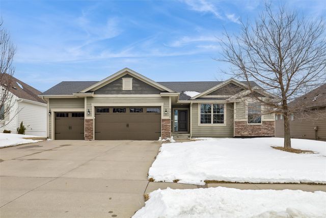 5515 NE Hillcrest Drive, Ankeny, IA 50021